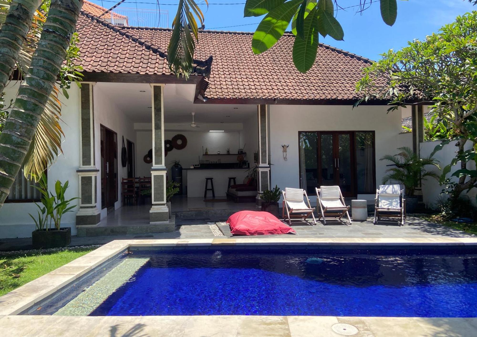 Villa Charming Ricefield View 3 Bedrooms Canggu